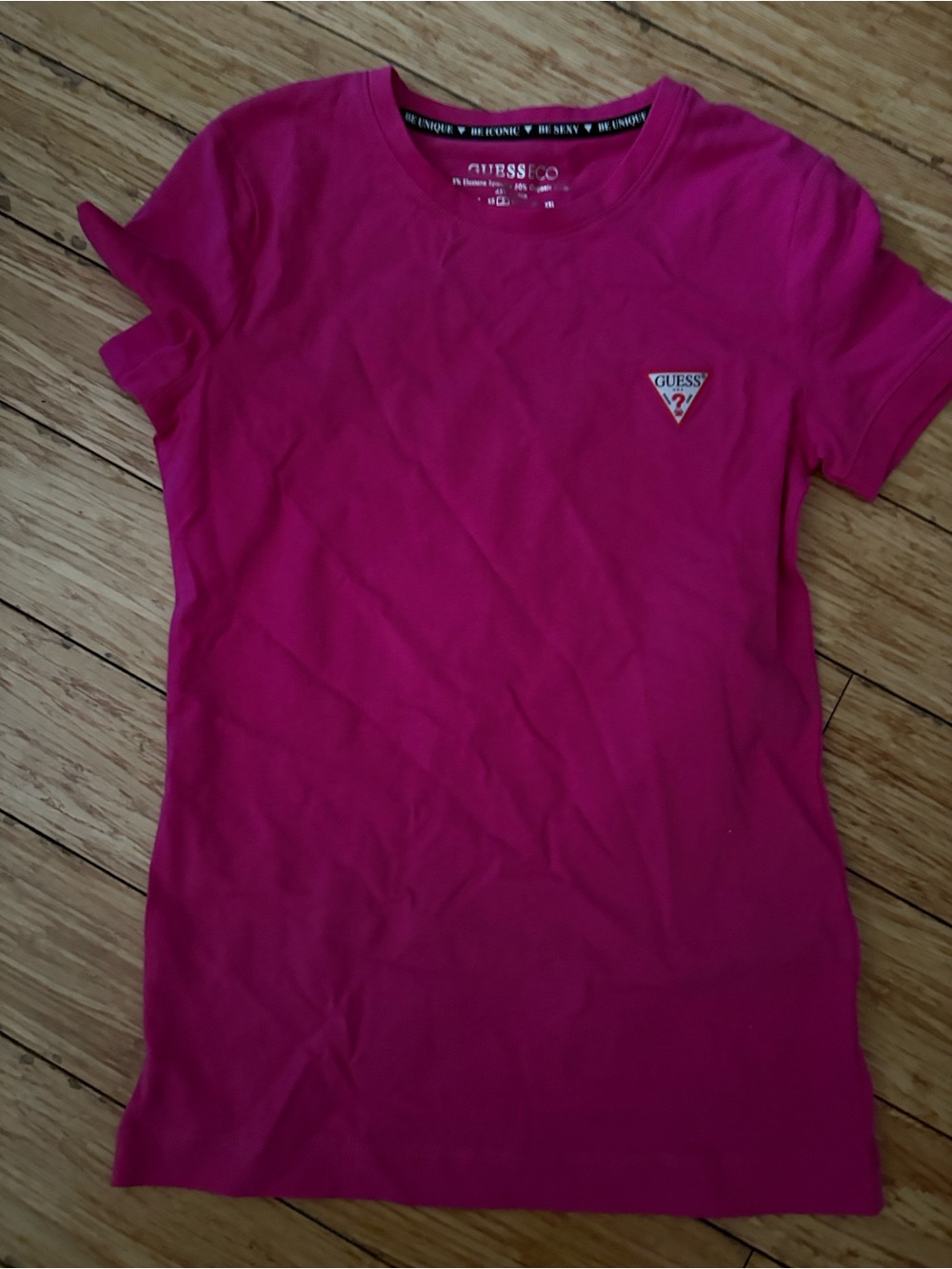 GUESS Short Sleeve Pink Tee